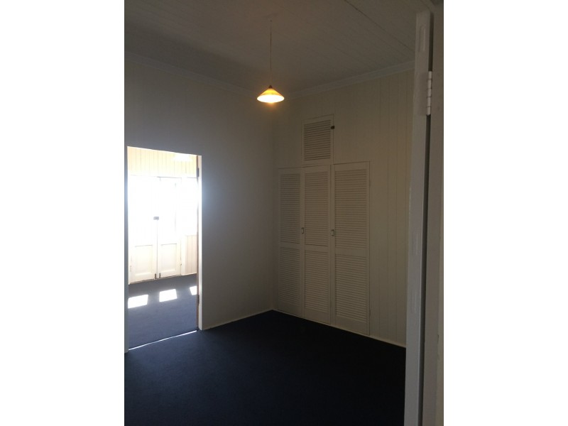 33 Hoffmanns Road, Wondai QLD 4606