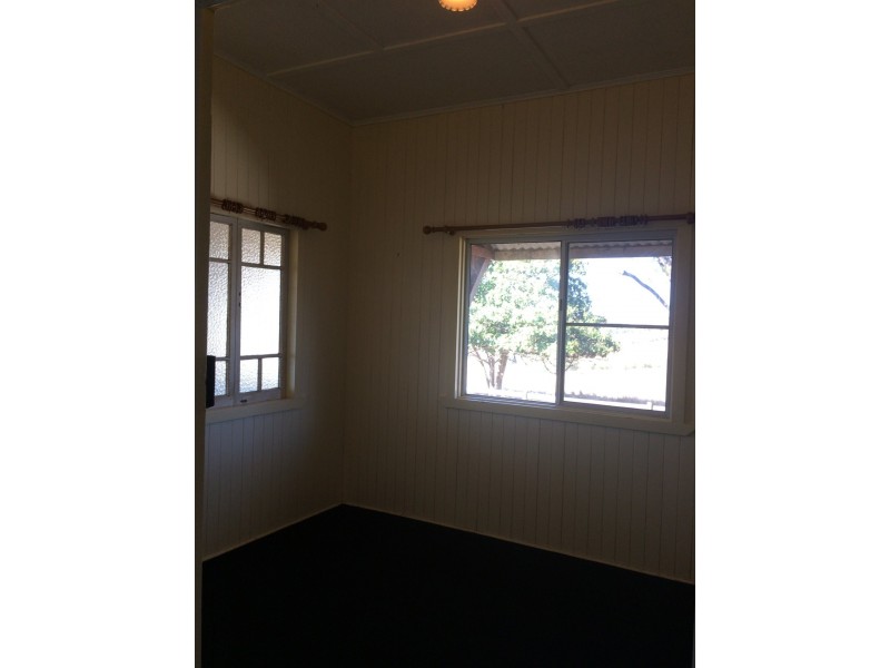 33 Hoffmanns Road, Wondai QLD 4606