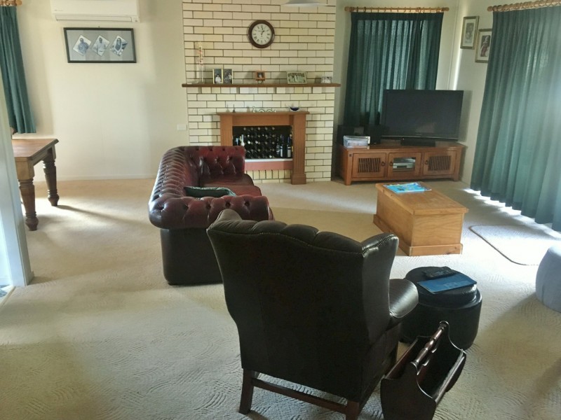 39 South Street, Wondai QLD 4606