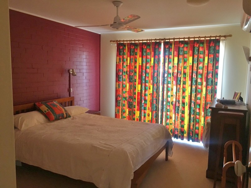 39 South Street, Wondai QLD 4606