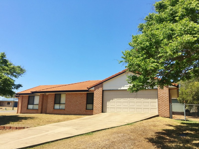 7 Banksia Drive, Kingaroy QLD 4610