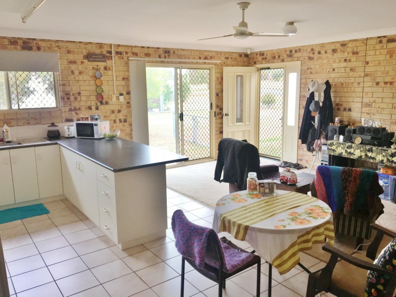 22 Windsor Circle, Kingaroy QLD 4610