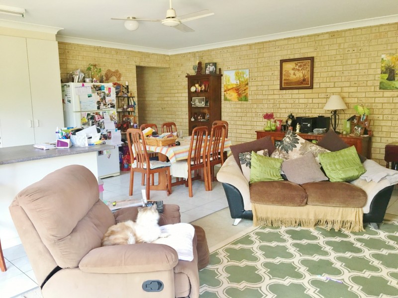 22 Windsor Circle, Kingaroy QLD 4610