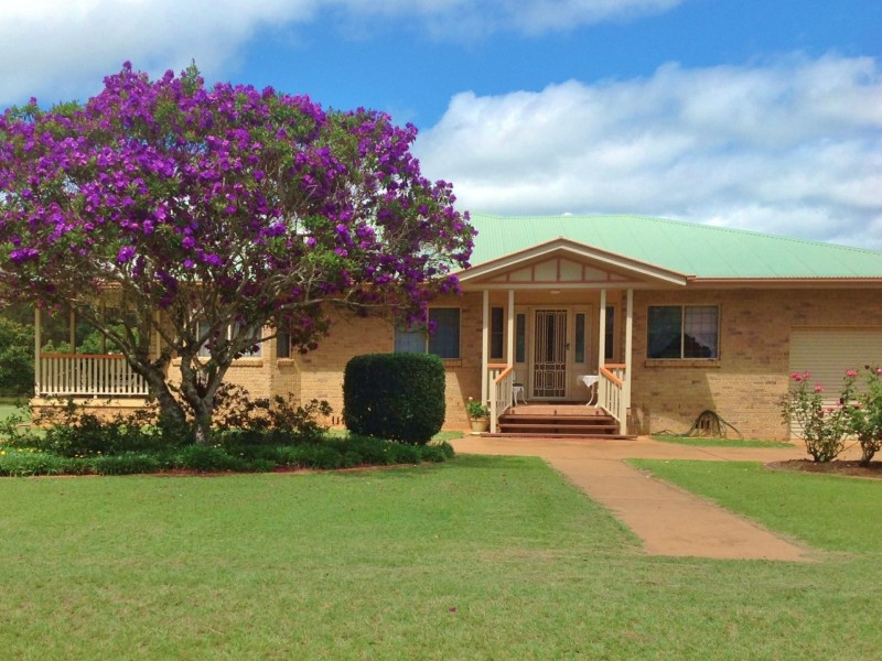 7 Noel Street, Kingaroy QLD 4610