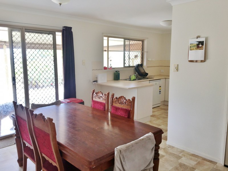 11 Burns Crescent, Wondai QLD 4606