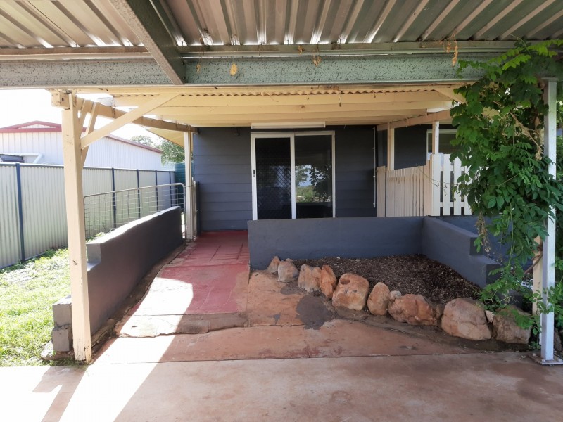 210 Seifert Street, Crawford QLD 4610