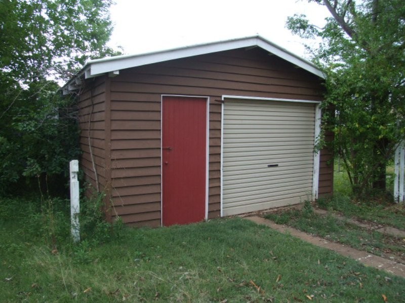 76 Mackenzie Street, Wondai QLD 4606