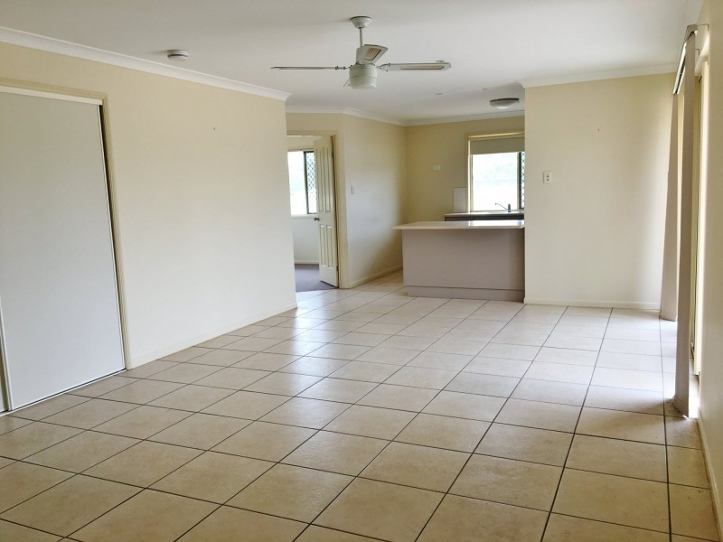 22 McIlhatton Street, Wondai QLD 4606