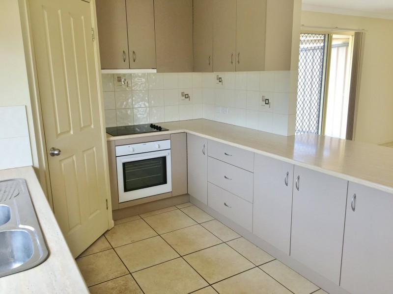 22 McIlhatton Street, Wondai QLD 4606