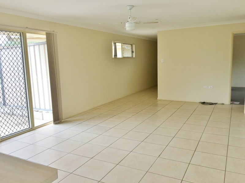 22 McIlhatton Street, Wondai QLD 4606