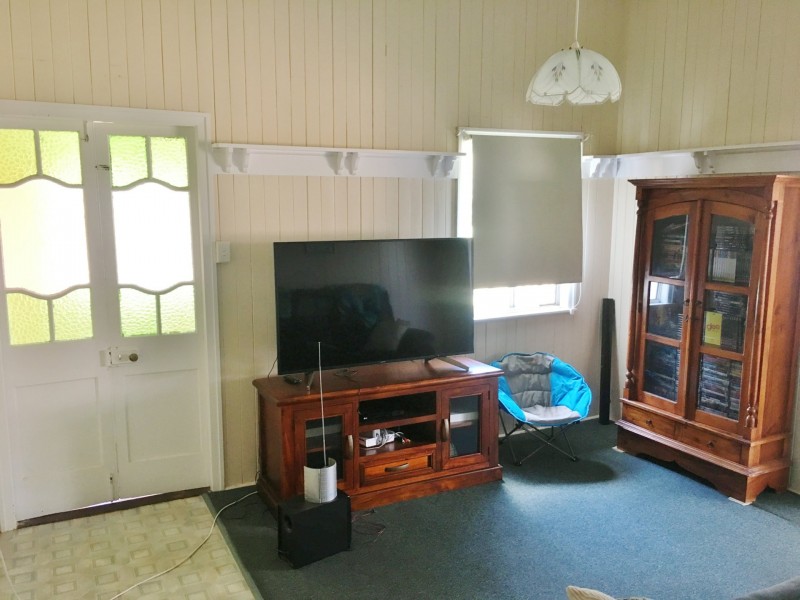 33 James Street, Kingaroy QLD 4610