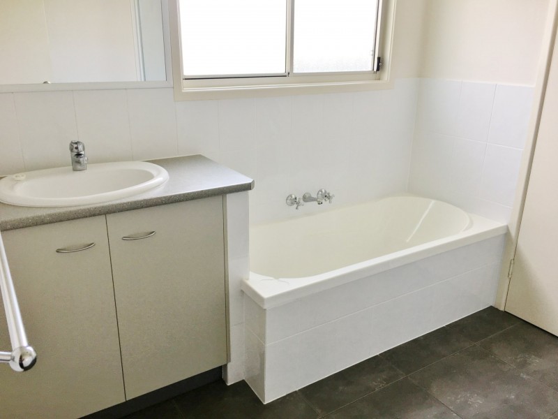2/51 Webster Street, Kingaroy QLD 4610