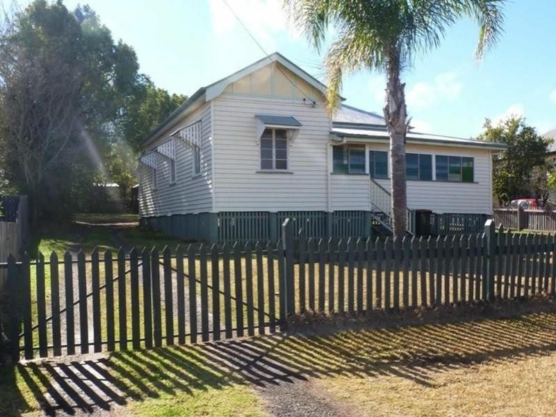 16 Edward Street, Kingaroy QLD 4610