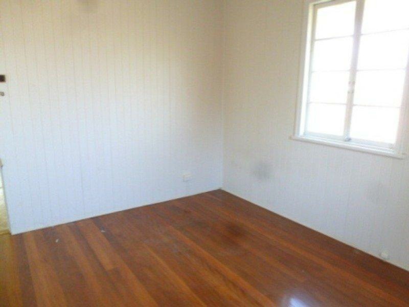 16 Edward Street, Kingaroy QLD 4610