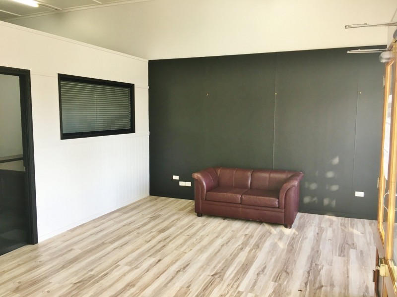 75 Drayton Street, Nanango QLD 4615