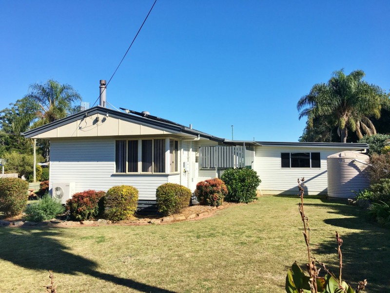 11 Arthur Street, Kingaroy QLD 4610
