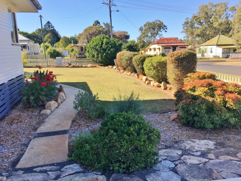 11 Arthur Street, Kingaroy QLD 4610