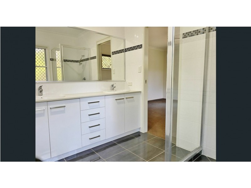 23A Avocado, Kingaroy QLD 4610