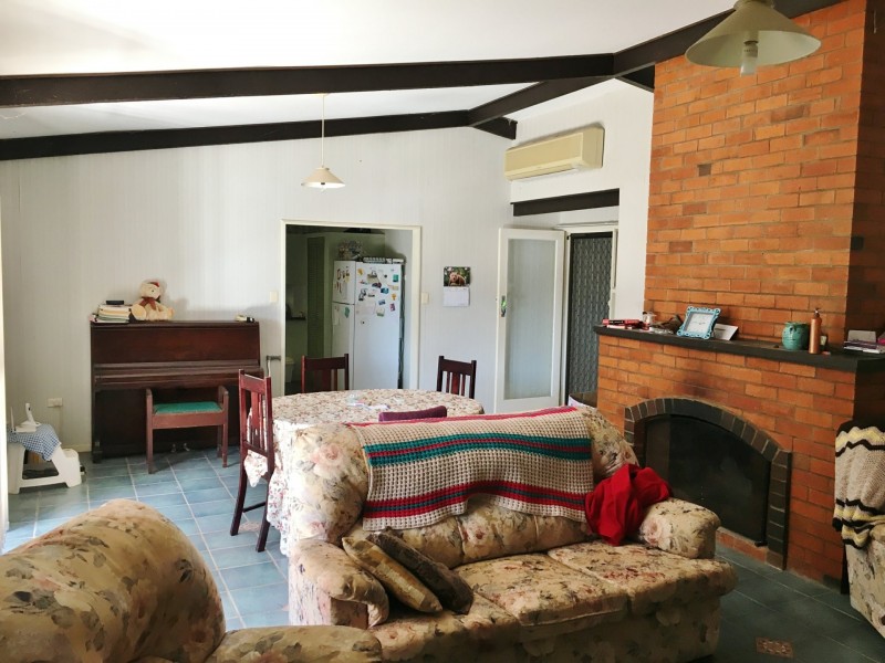 83 Moore Street, Kingaroy QLD 4610