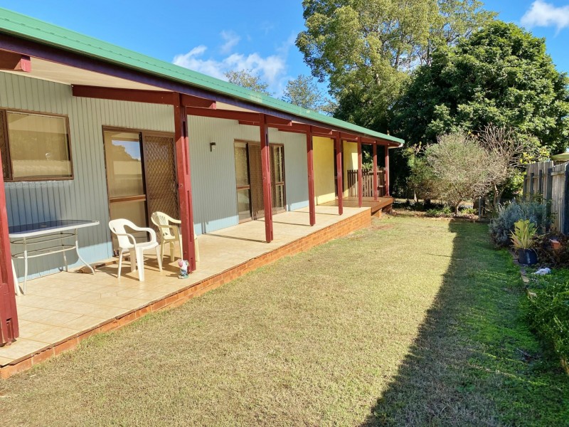 83 Moore Street, Kingaroy QLD 4610