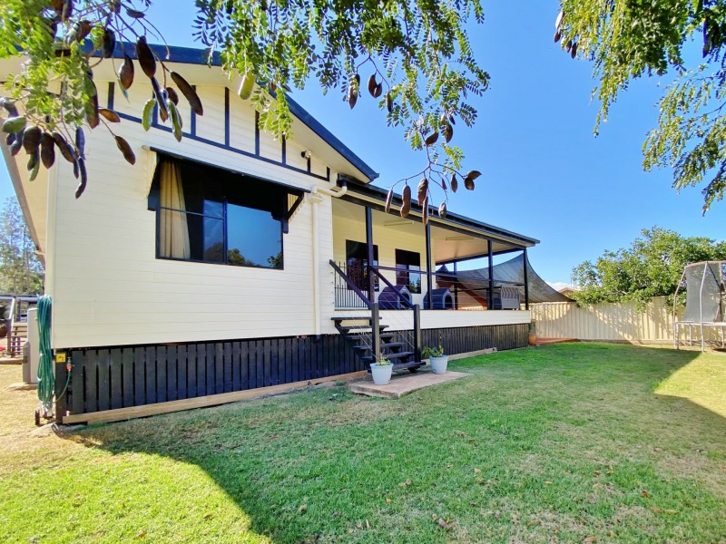 33 Sonaree Drive, Kingaroy QLD 4610
