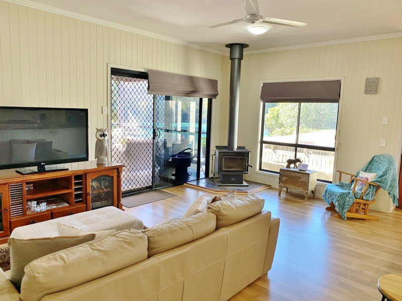 33 Sonaree Drive, Kingaroy QLD 4610