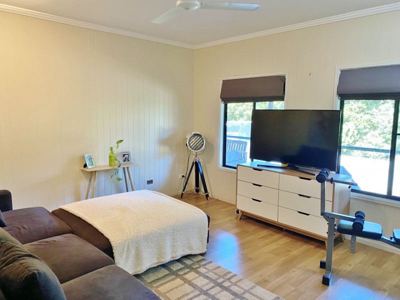 33 Sonaree Drive, Kingaroy QLD 4610