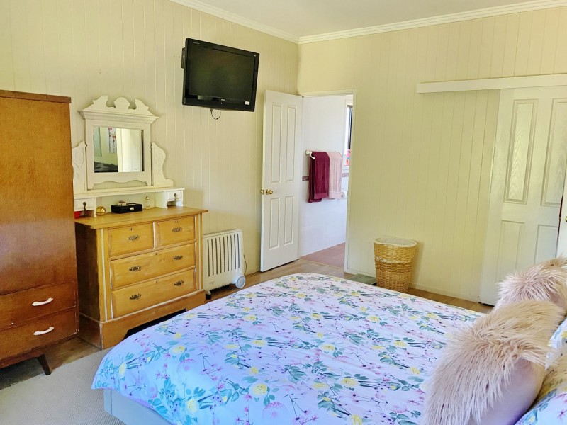 33 Sonaree Drive, Kingaroy QLD 4610