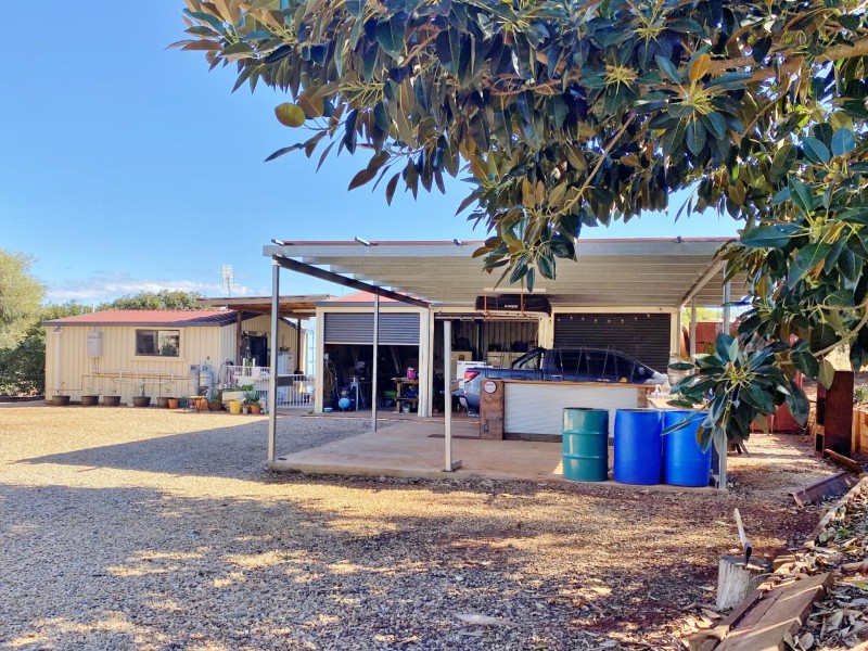 33 Sonaree Drive, Kingaroy QLD 4610