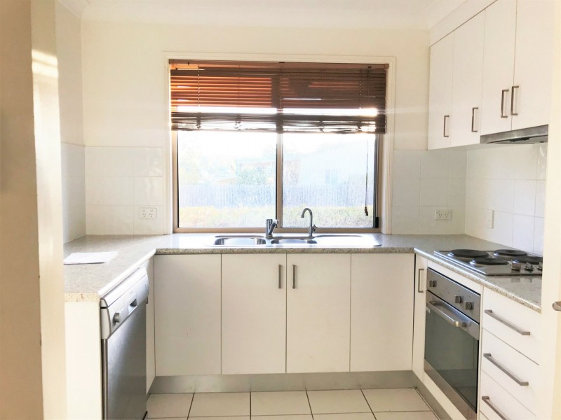 Unit 3/32 Greenview road, Wondai QLD 4606