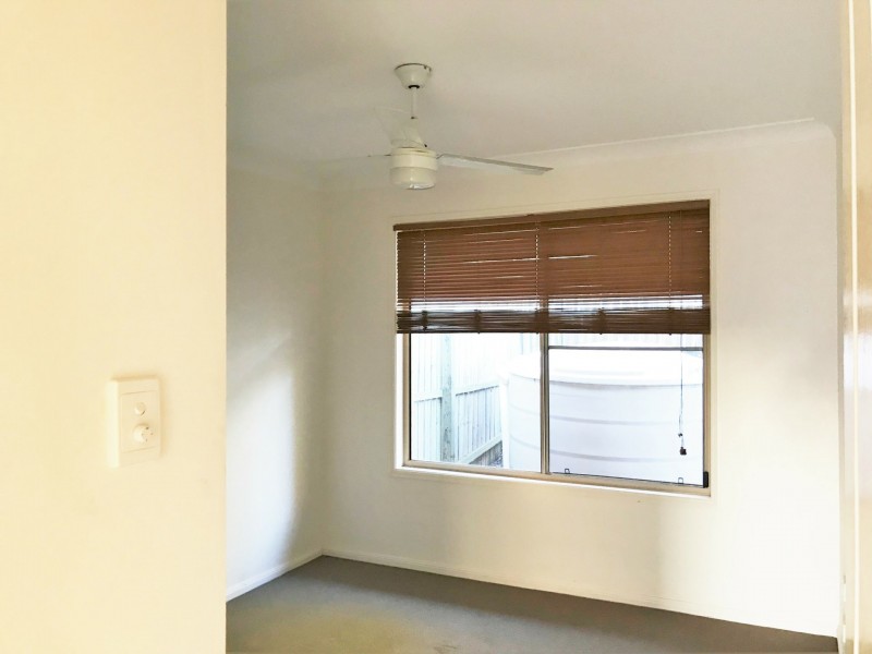 Unit 3/32 Greenview road, Wondai QLD 4606
