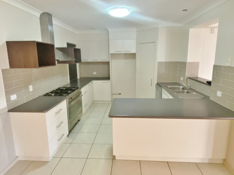 13 Reservoir Street, Kingaroy QLD 4610