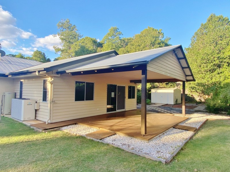 13 Reservoir Street, Kingaroy QLD 4610