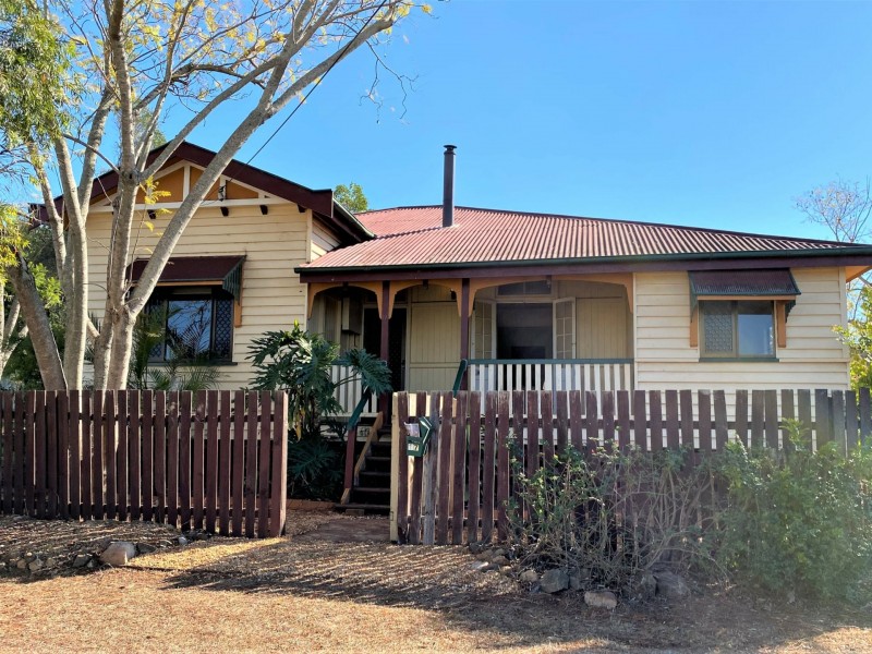 17 Norman Street, Kingaroy QLD 4610