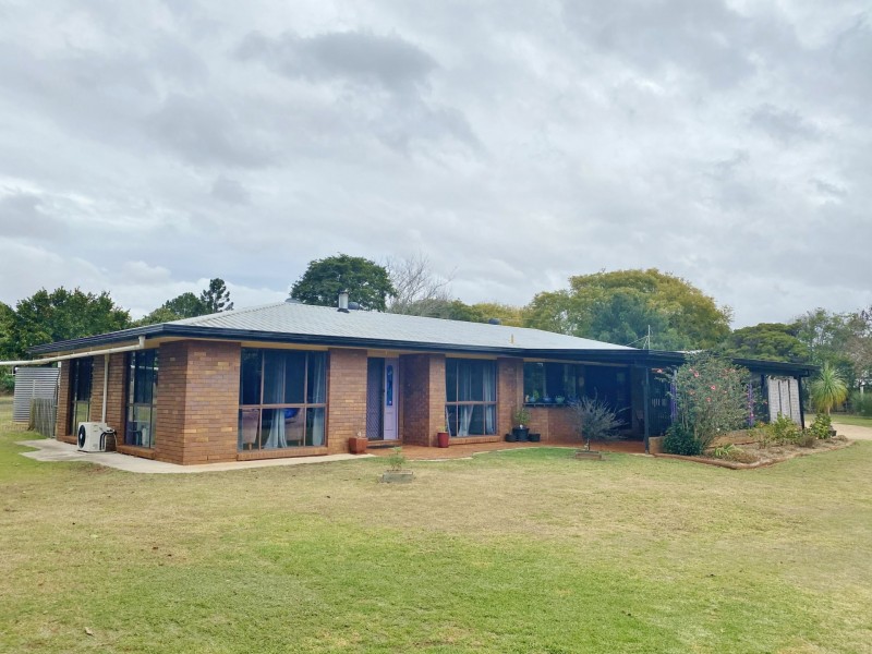 5 Tarong Drive, Kingaroy QLD 4610