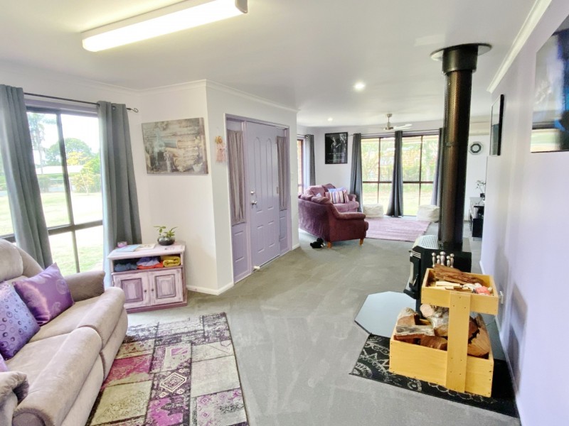 5 Tarong Drive, Kingaroy QLD 4610