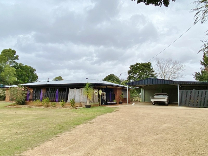5 Tarong Drive, Kingaroy QLD 4610