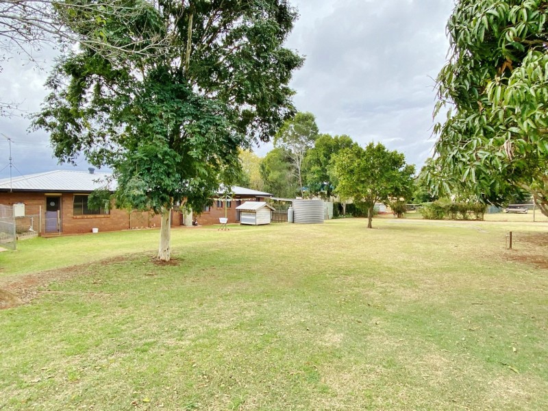 5 Tarong Drive, Kingaroy QLD 4610