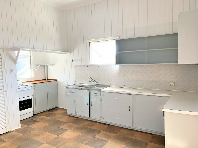 10 Reen, Kingaroy QLD 4610