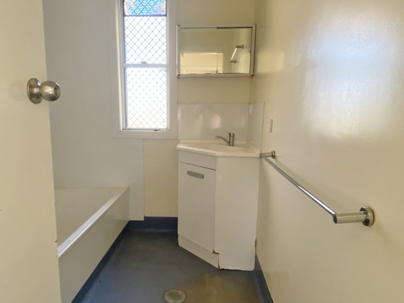 77 Scott Street, Wondai QLD 4606