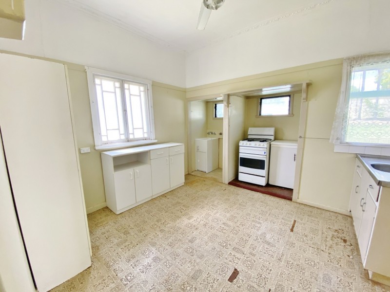 28 Edward Street, Wondai QLD 4606