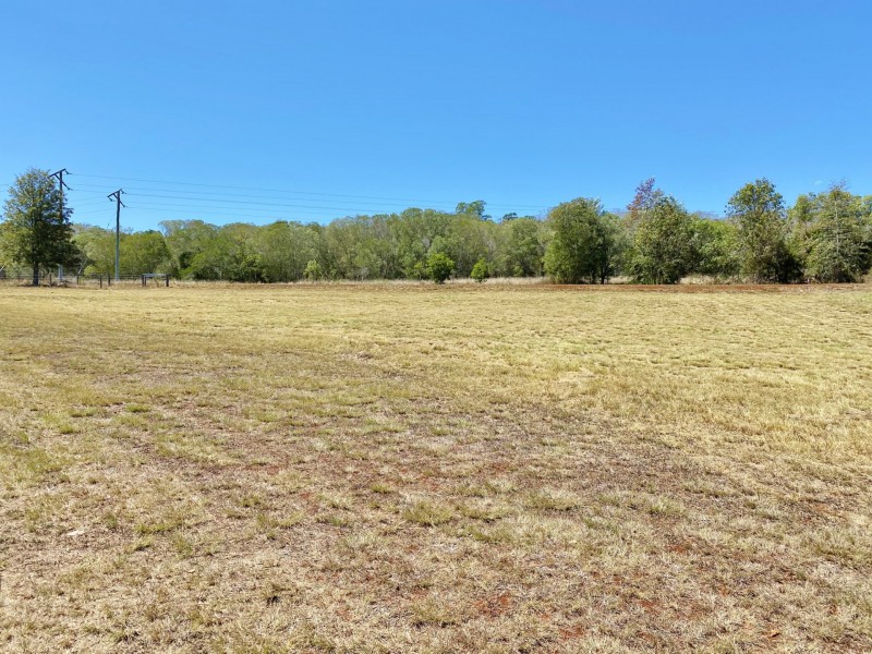 4 Crows Ash Crescent, Kingaroy QLD 4610