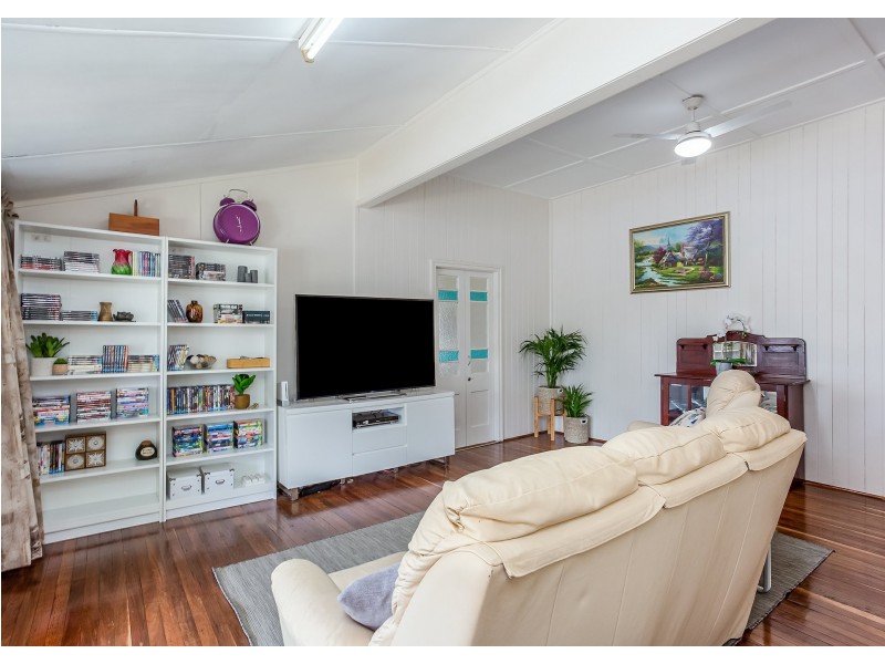 52 Baynes Street, Wondai QLD 4606