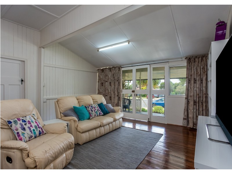 52 Baynes Street, Wondai QLD 4606