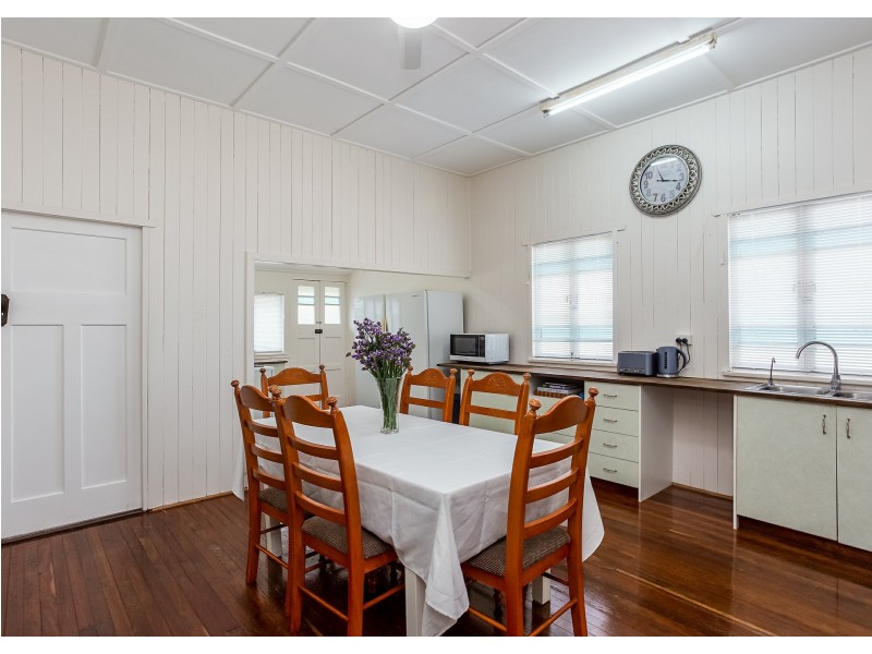 52 Baynes Street, Wondai QLD 4606