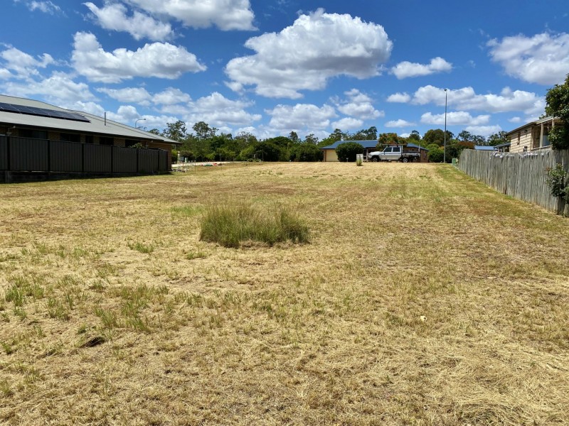 73 Grant Crescent, Wondai QLD 4606