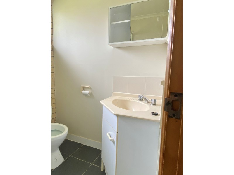 Unit 8/88 Walter Road, Kingaroy QLD 4610