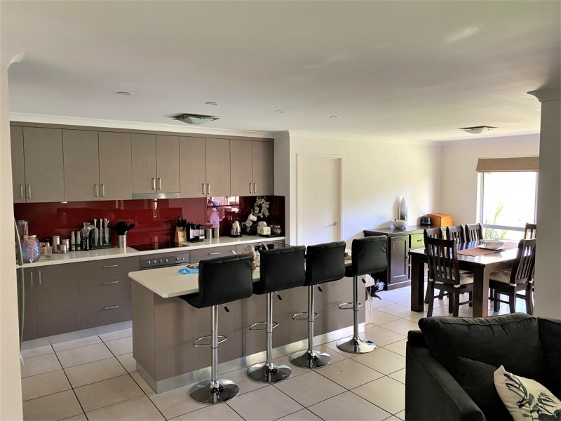 28 Bernard Crescent, Kingaroy QLD 4610