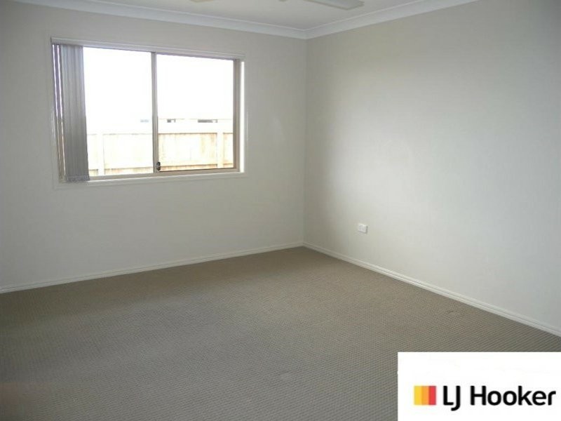 16 Parkside Drive, Kingaroy QLD 4610