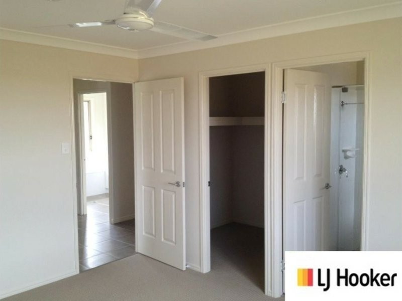 16 Parkside Drive, Kingaroy QLD 4610